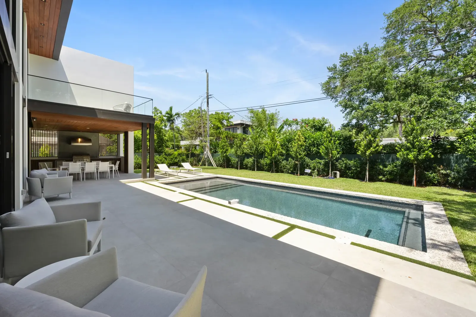 7815 SW 54th Avenue — image 10