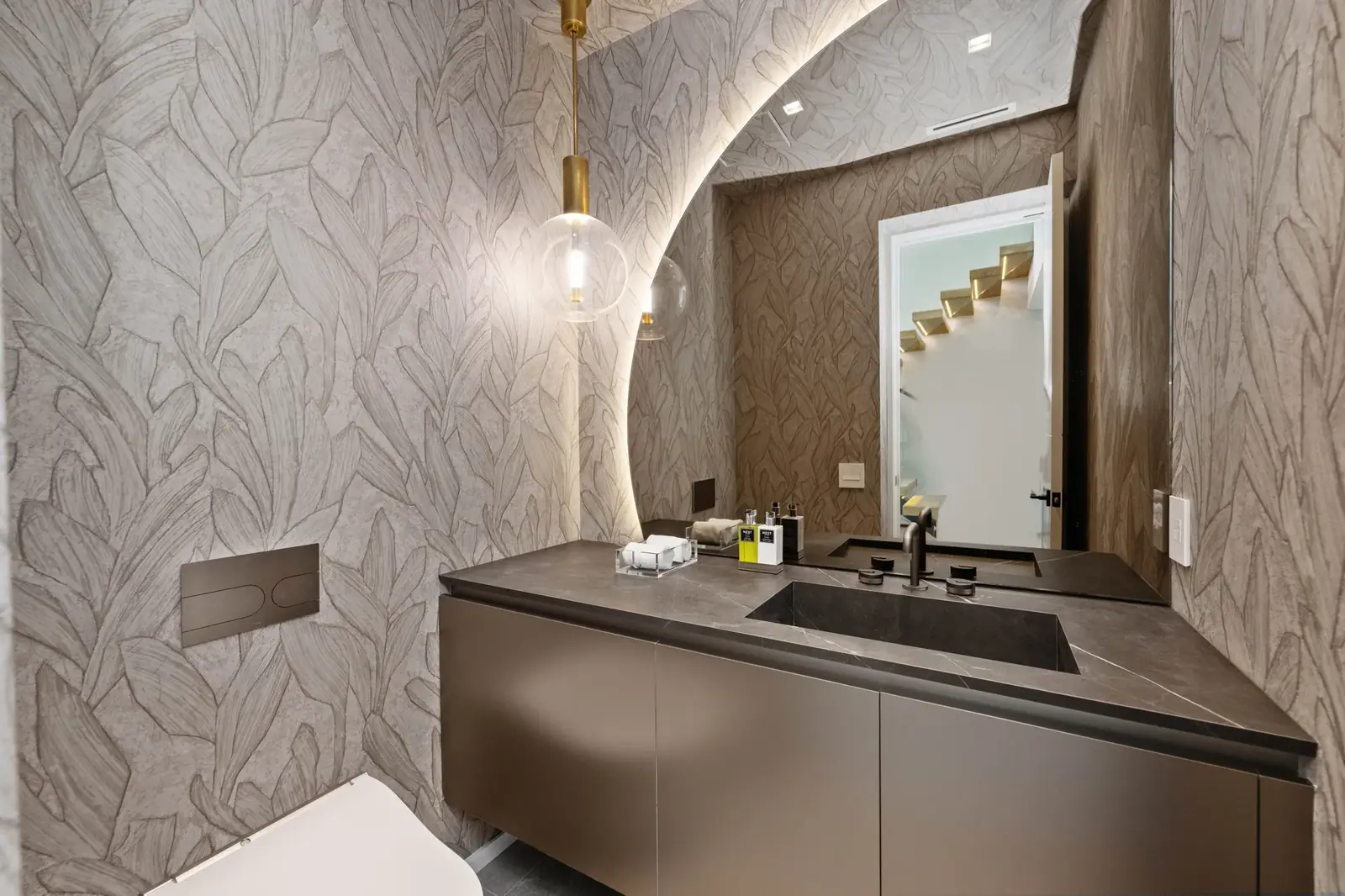 7815 SW 54th Avenue — image 38